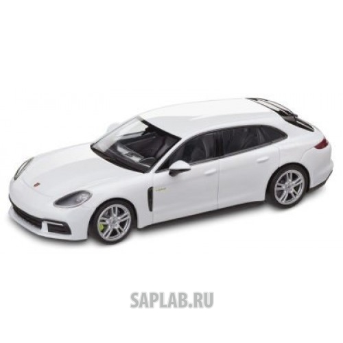 Купить Porsche WAP0207620H Модель автомобиля Porsche Panamera Sport Turismo 4 E-Hybrid, Scale 1:43, Carrara White